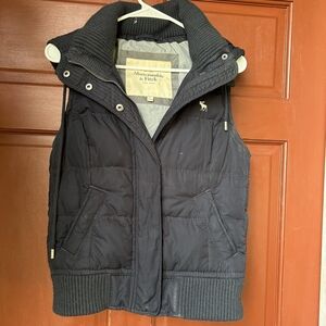 Abercrombie & Fitch Navy Blue Puffer Vest With Removable Hood